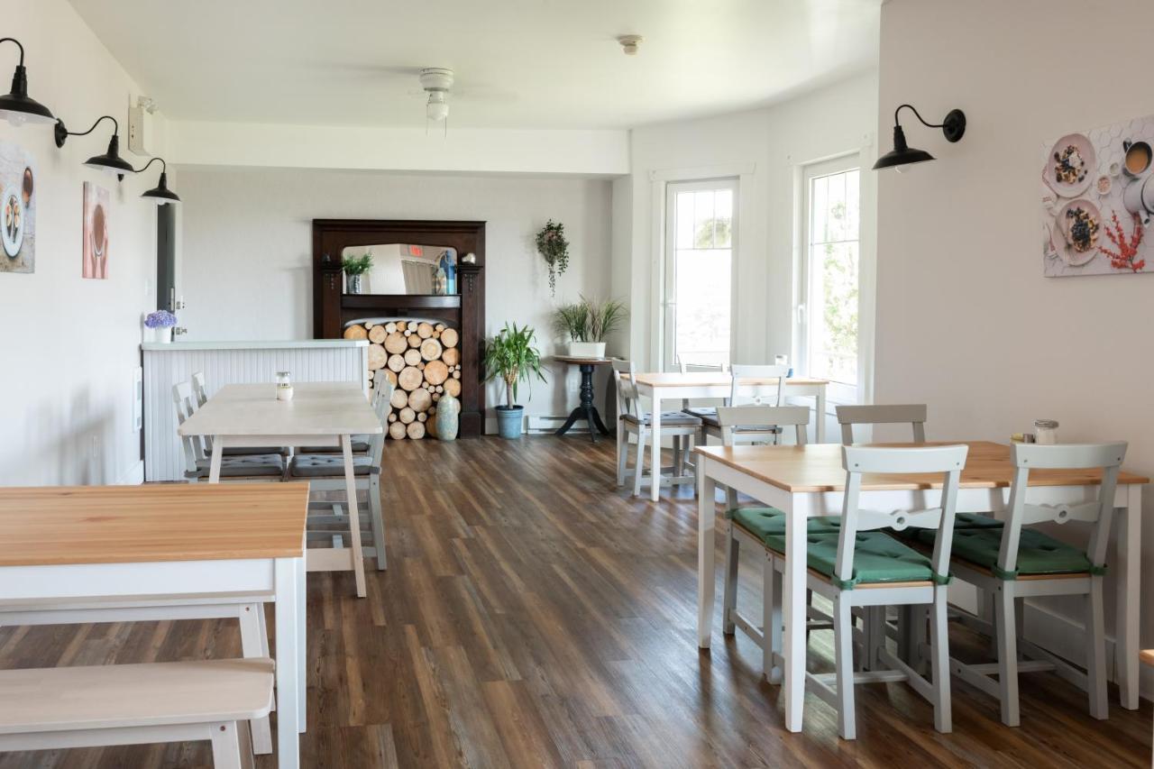 Pepperell Place Inn Inc. St. Peter's エクステリア 写真