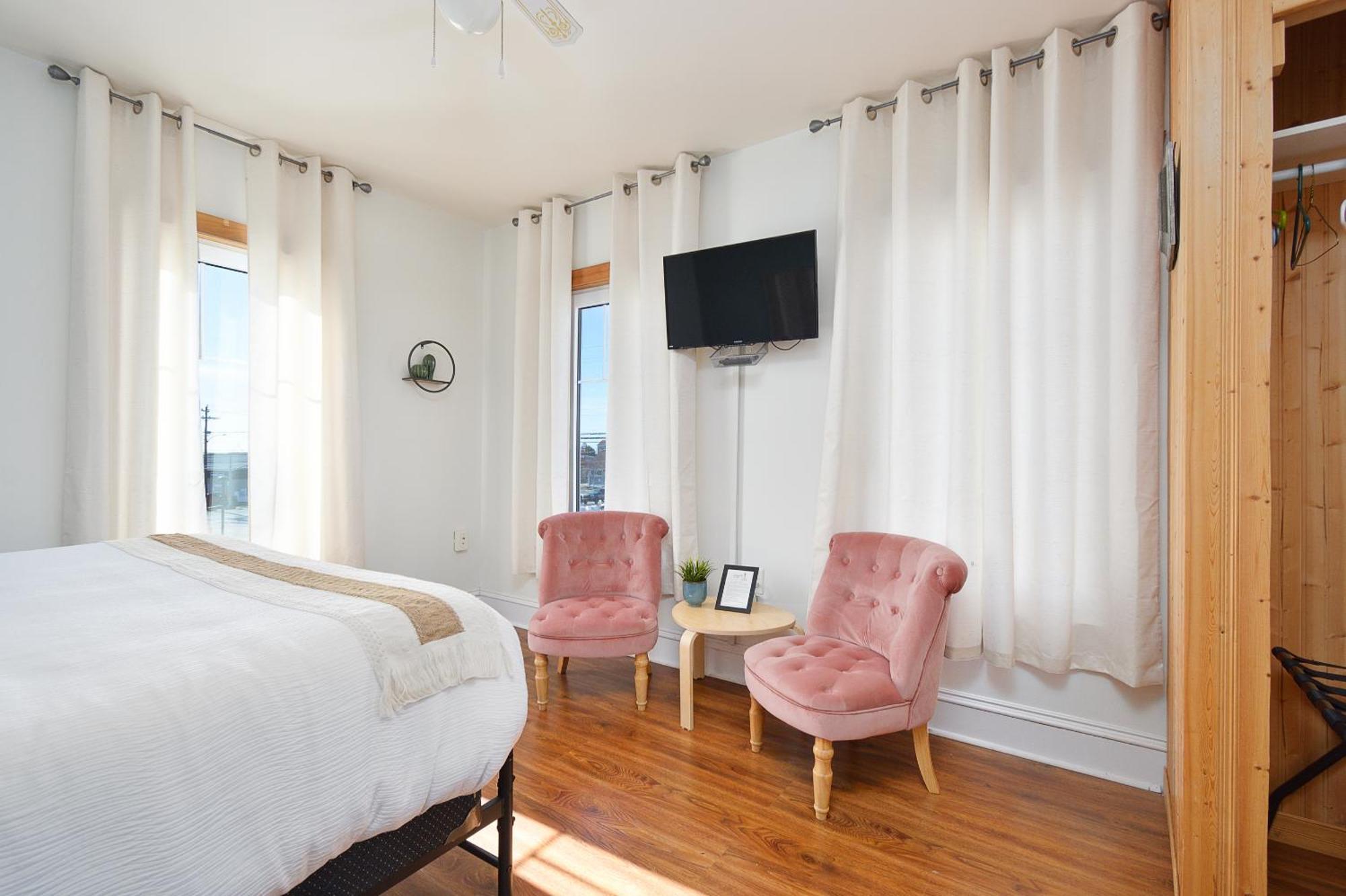 Pepperell Place Inn Inc. St. Peter's エクステリア 写真