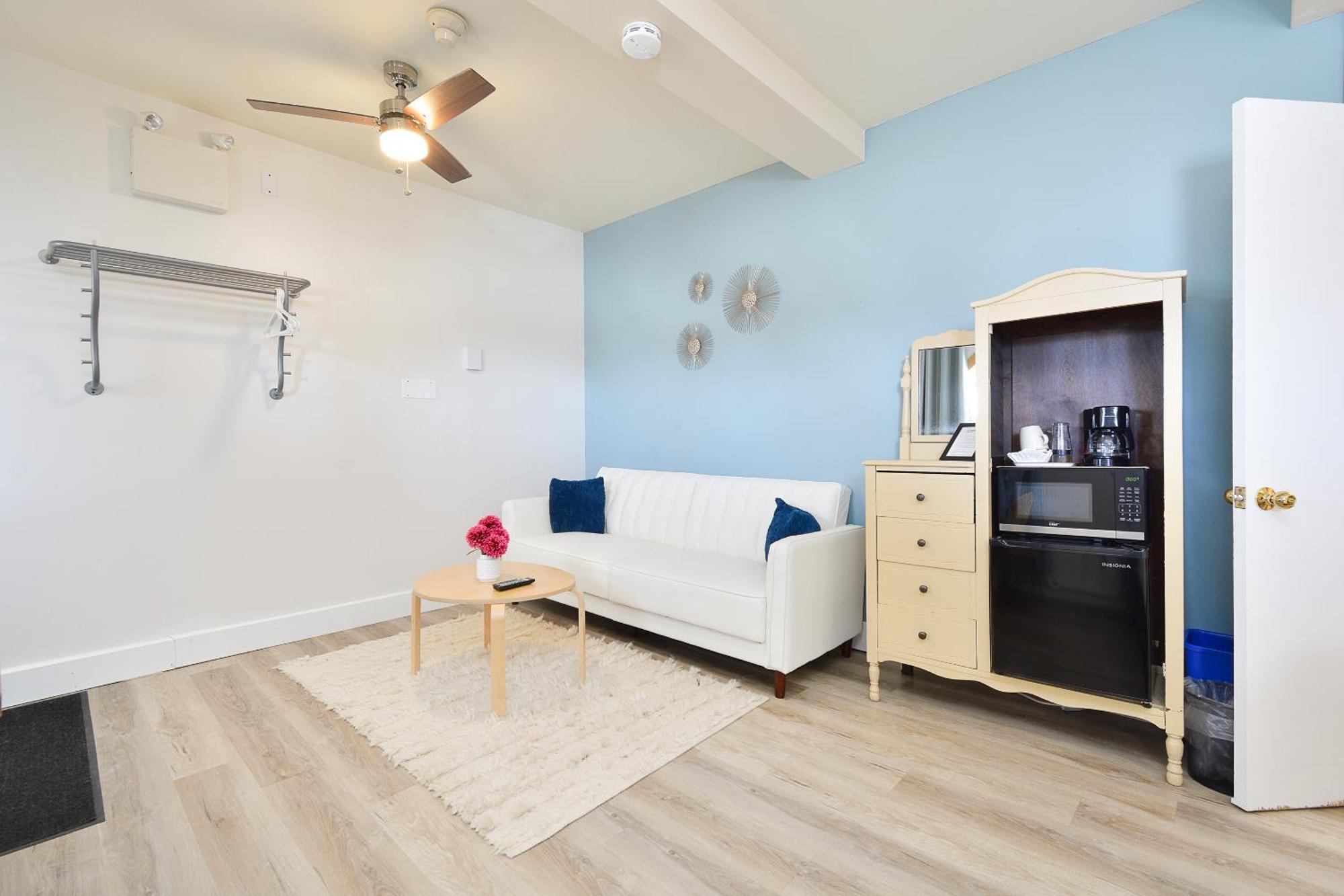 Pepperell Place Inn Inc. St. Peter's エクステリア 写真